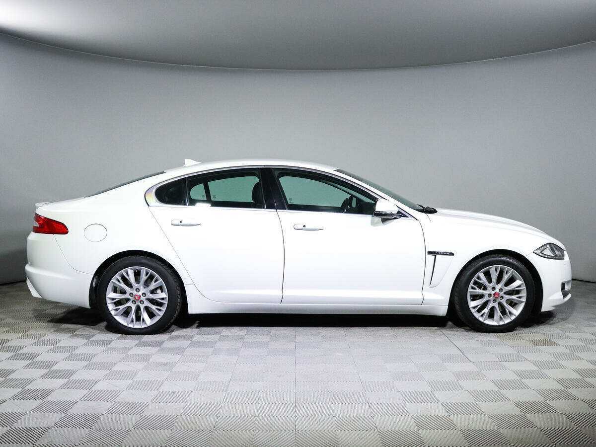 Купить Jaguar XF с пробегом. Фото: #3