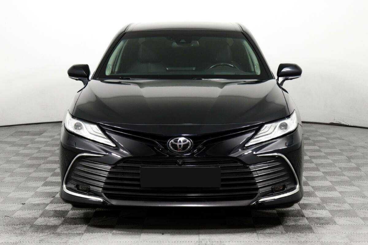 Купить Toyota Camry с пробегом. Фото: #1
