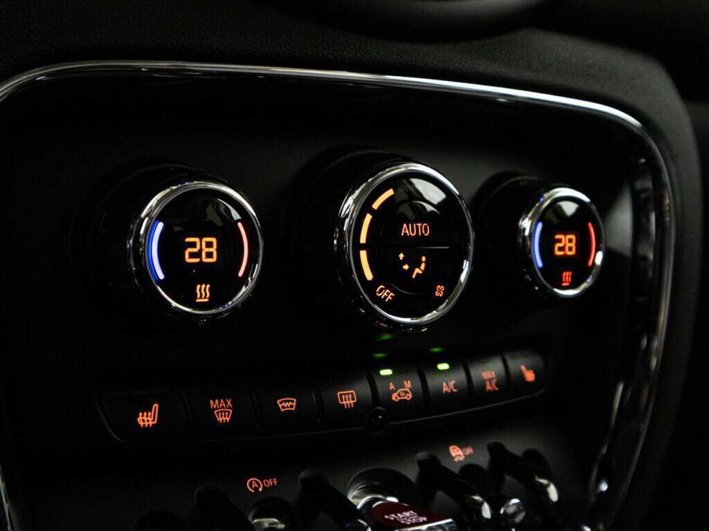 Купить Mini Clubman с пробегом. Фото: #15