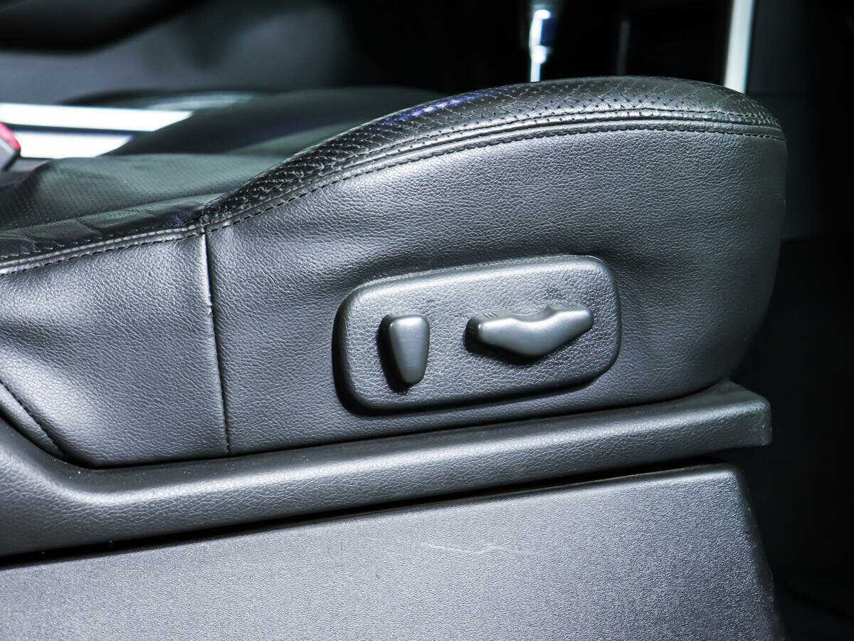 Купить Nissan Pathfinder с пробегом. Фото: #20