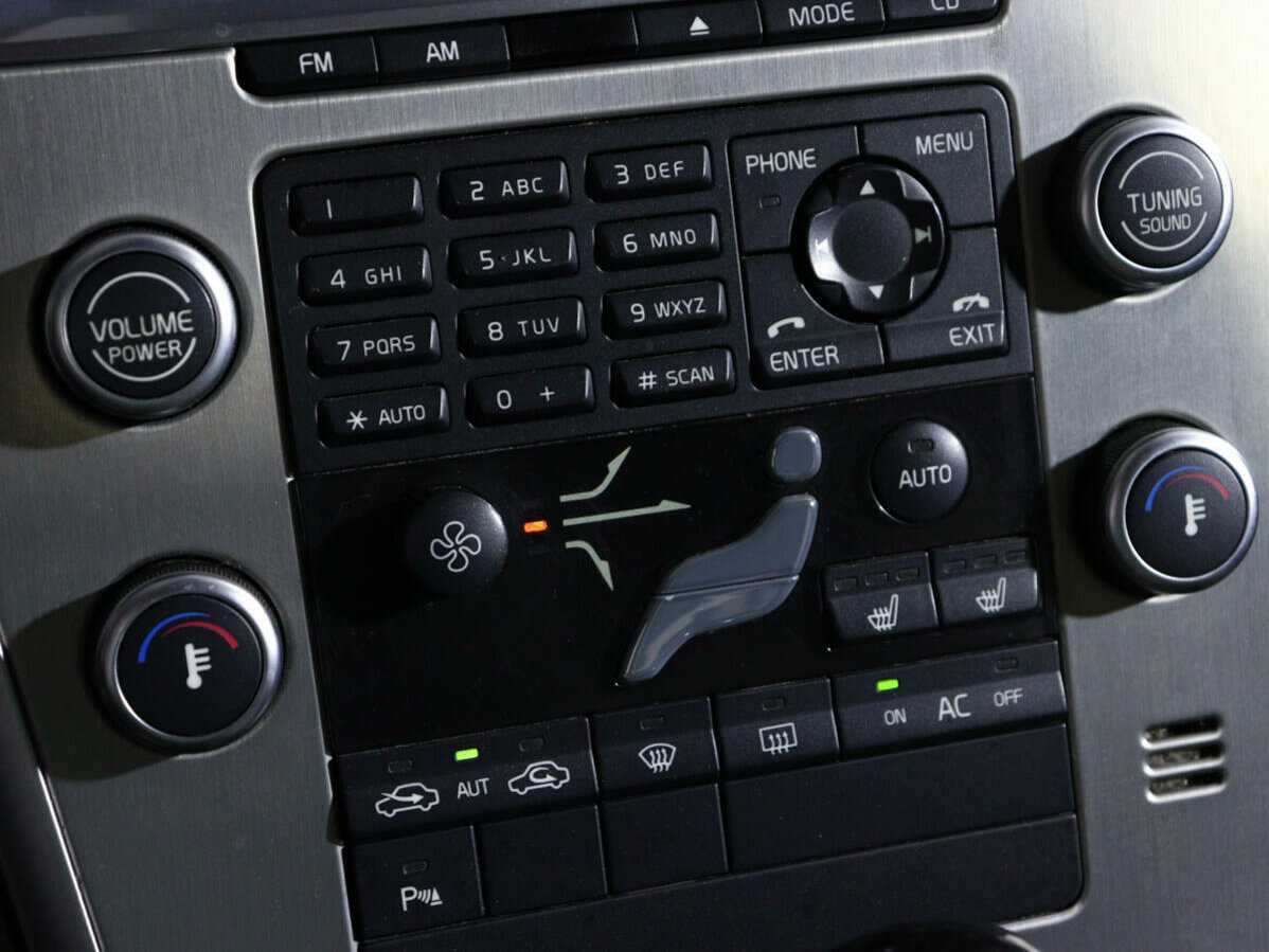 Купить Volvo XC60 с пробегом. Фото: #13