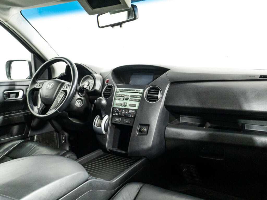 Купить Honda Pilot с пробегом. Фото: #8