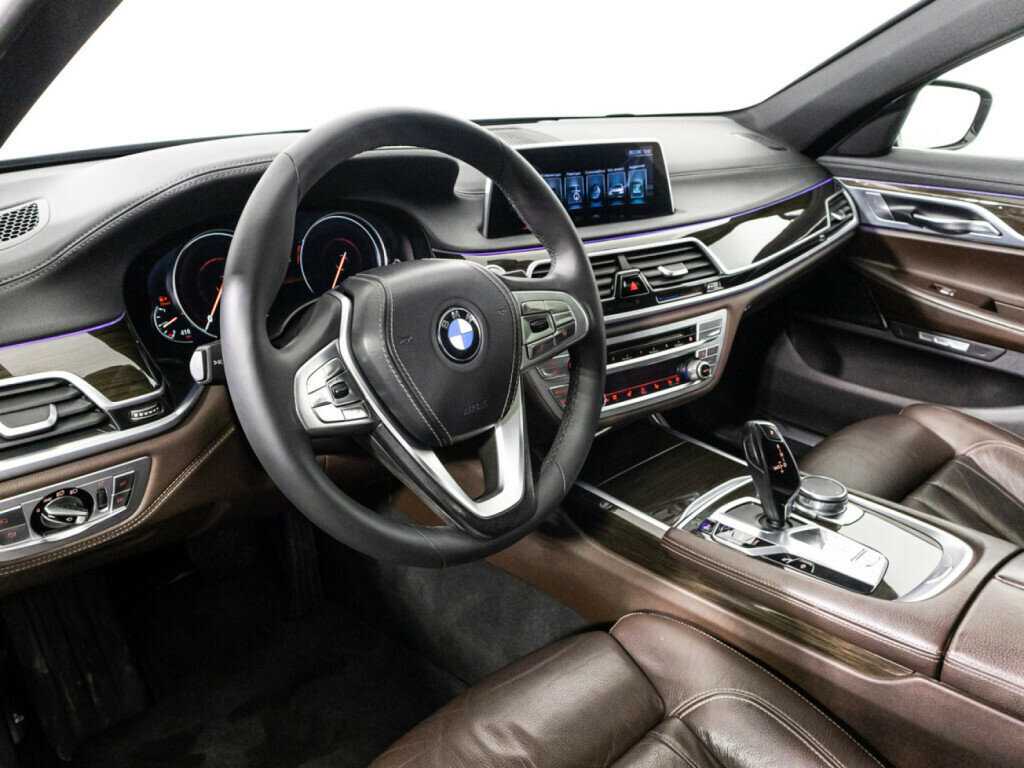 Купить BMW 7 серии с пробегом. Фото: #10