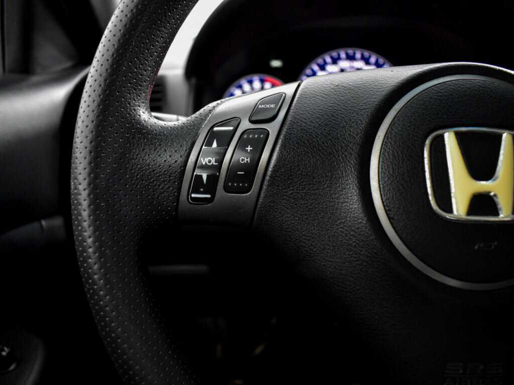 Купить Honda Accord с пробегом. Фото: #11