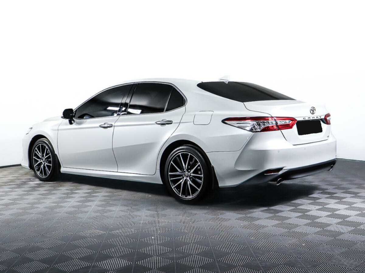 Купить Toyota Camry с пробегом. Фото: #6