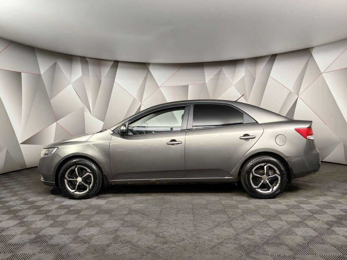 Купить Kia Cerato с пробегом. Фото: #4