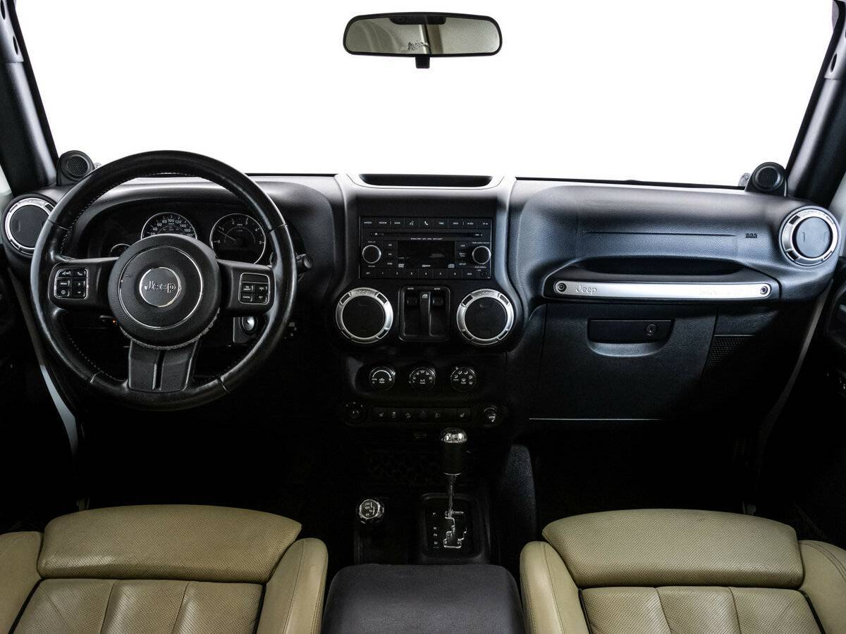 Купить Jeep Wrangler с пробегом. Фото: #11