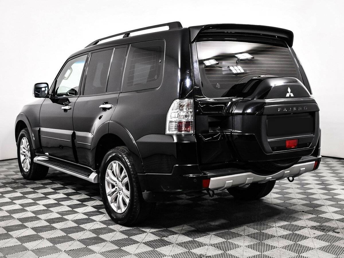 Купить Mitsubishi Pajero с пробегом. Фото: #6