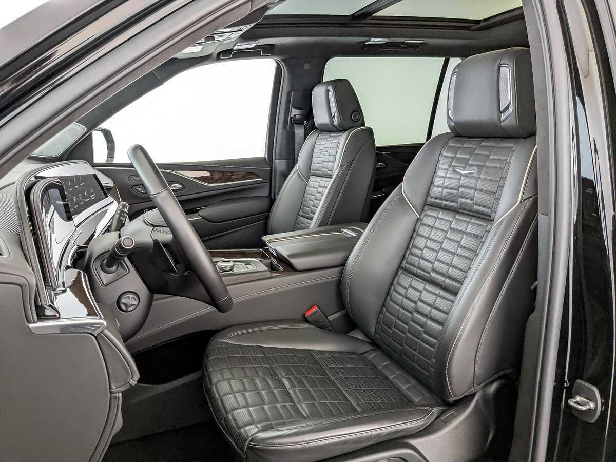 Купить Cadillac Escalade с пробегом. Фото: #19