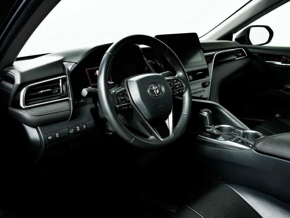 Купить Toyota Camry с пробегом. Фото: #12