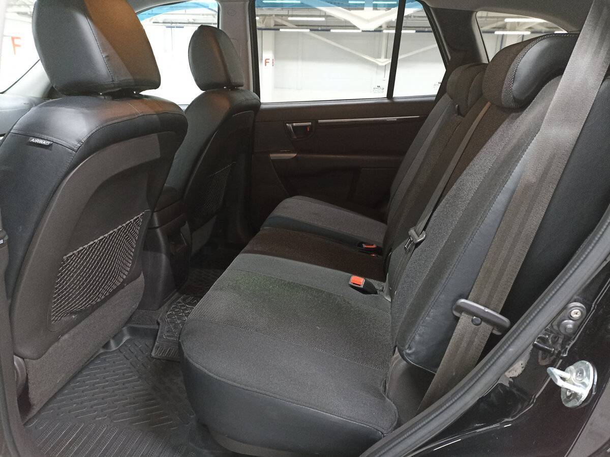 Купить Hyundai Santa Fe с пробегом. Фото: #11