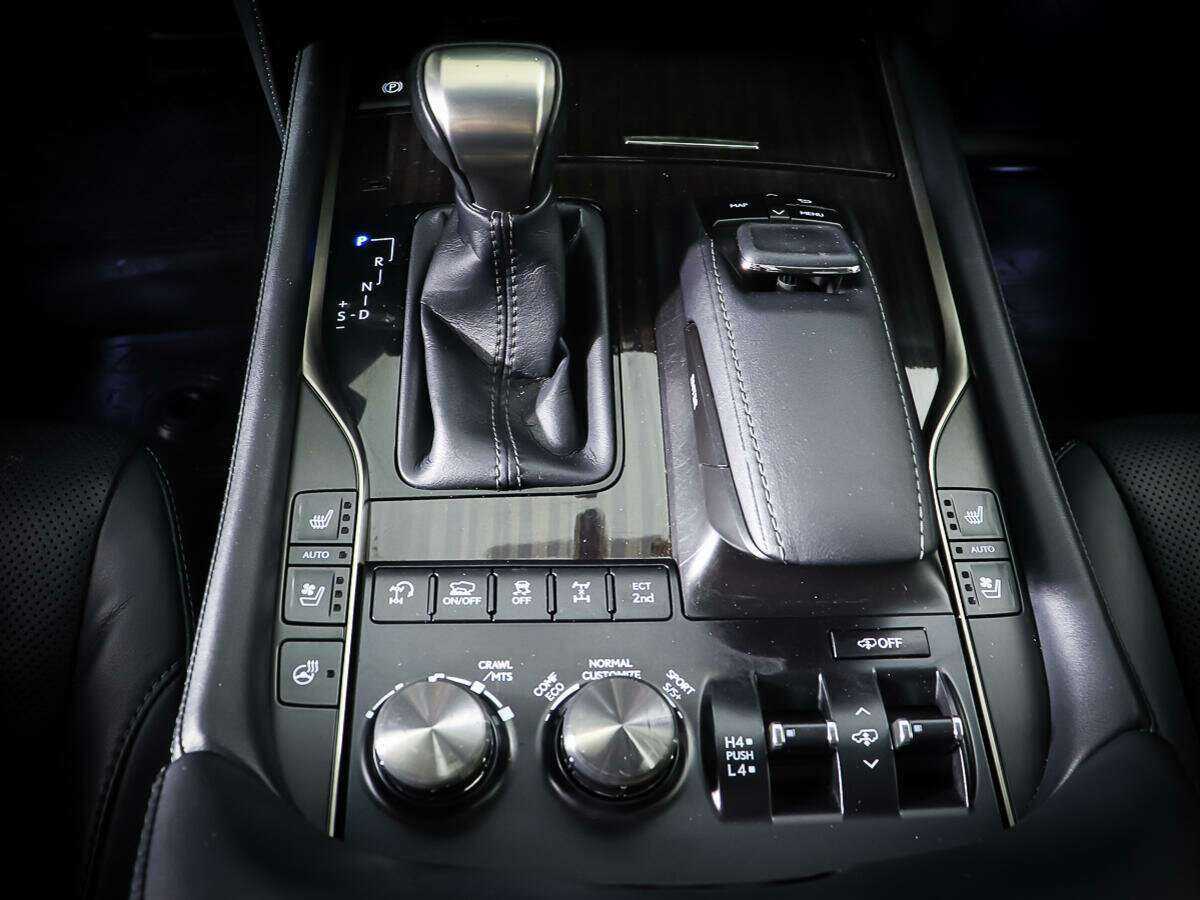 Купить Lexus LX с пробегом. Фото: #19