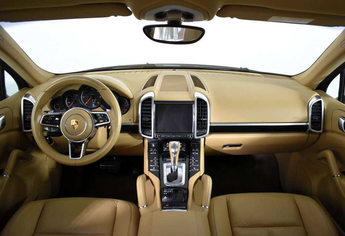 Купить Porsche Cayenne с пробегом. Фото: #9