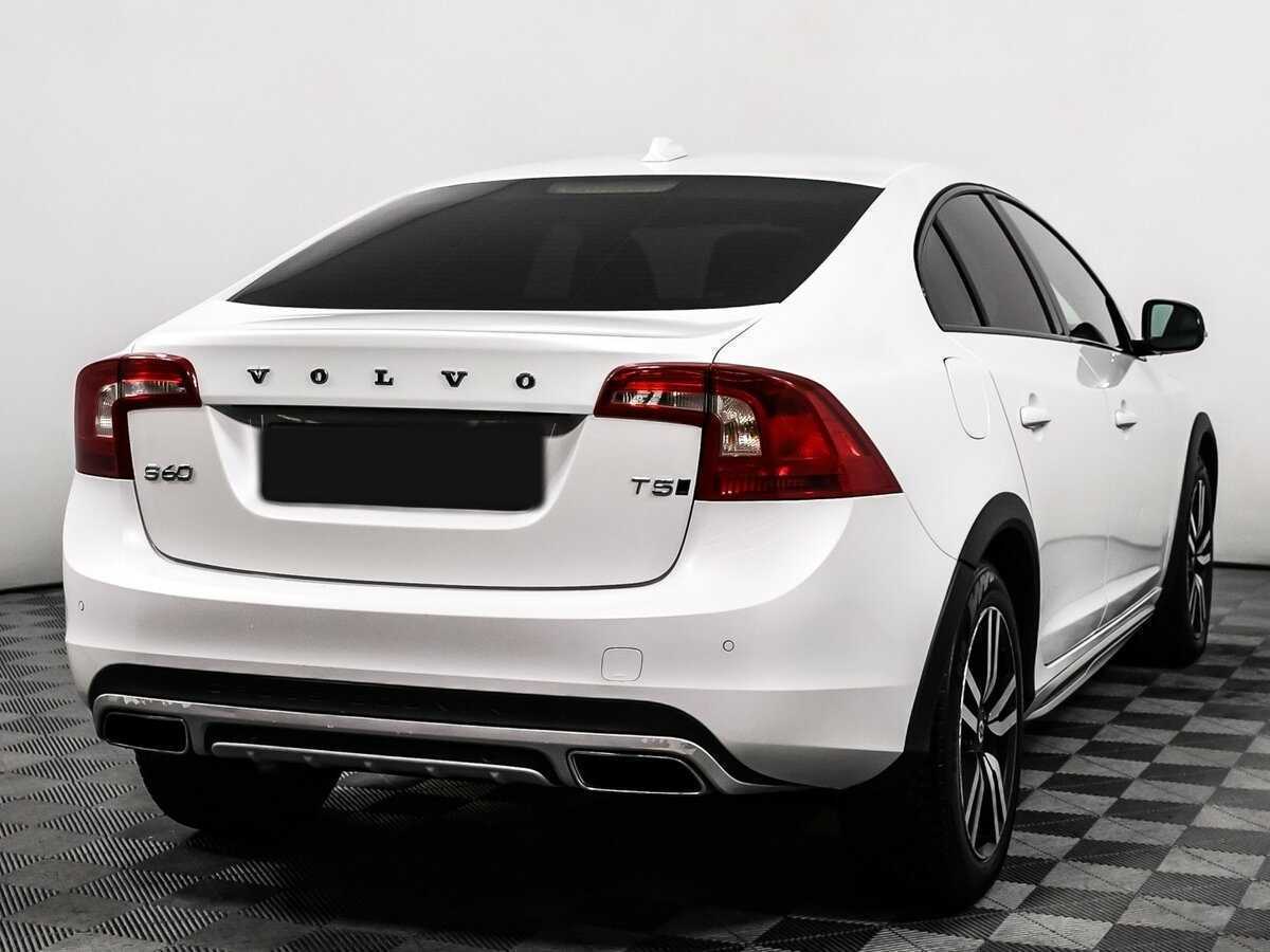 Купить Volvo S60 Cross Country с пробегом. Фото: #4