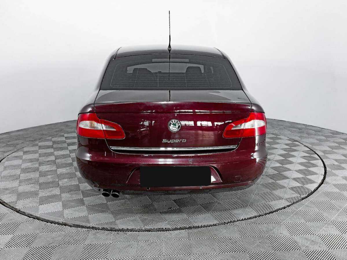 Купить Skoda Superb с пробегом. Фото: #5