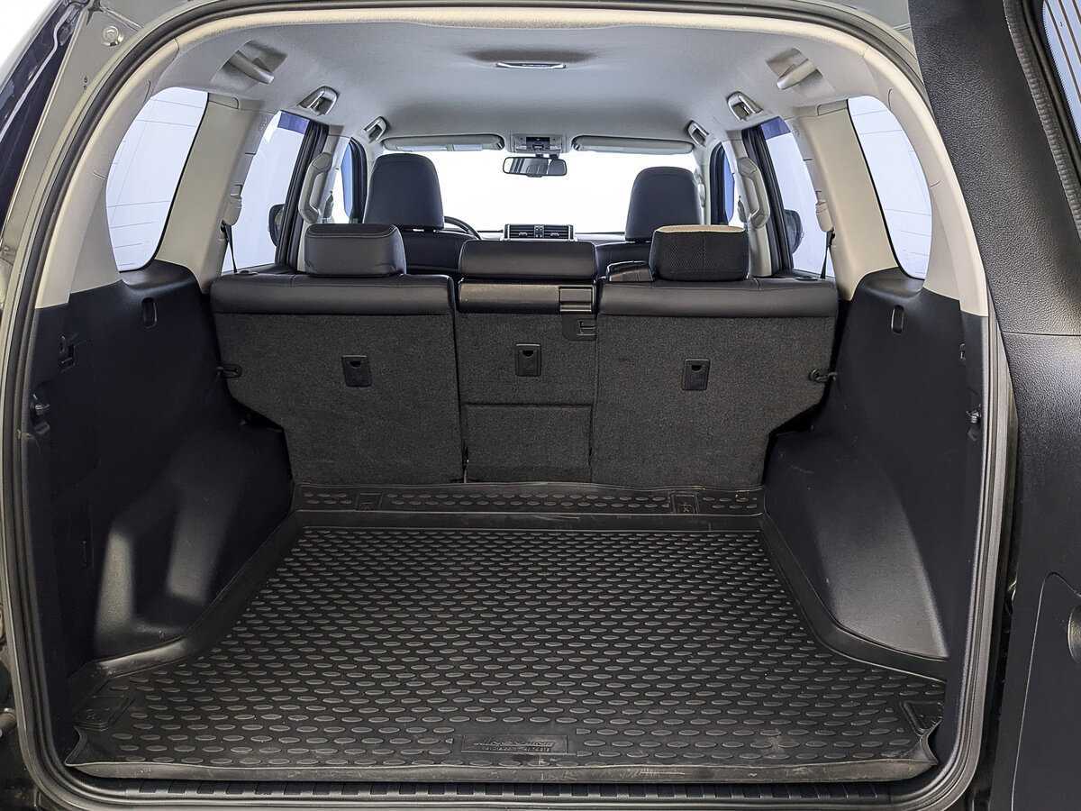 Купить Toyota Land Cruiser Prado с пробегом. Фото: #9