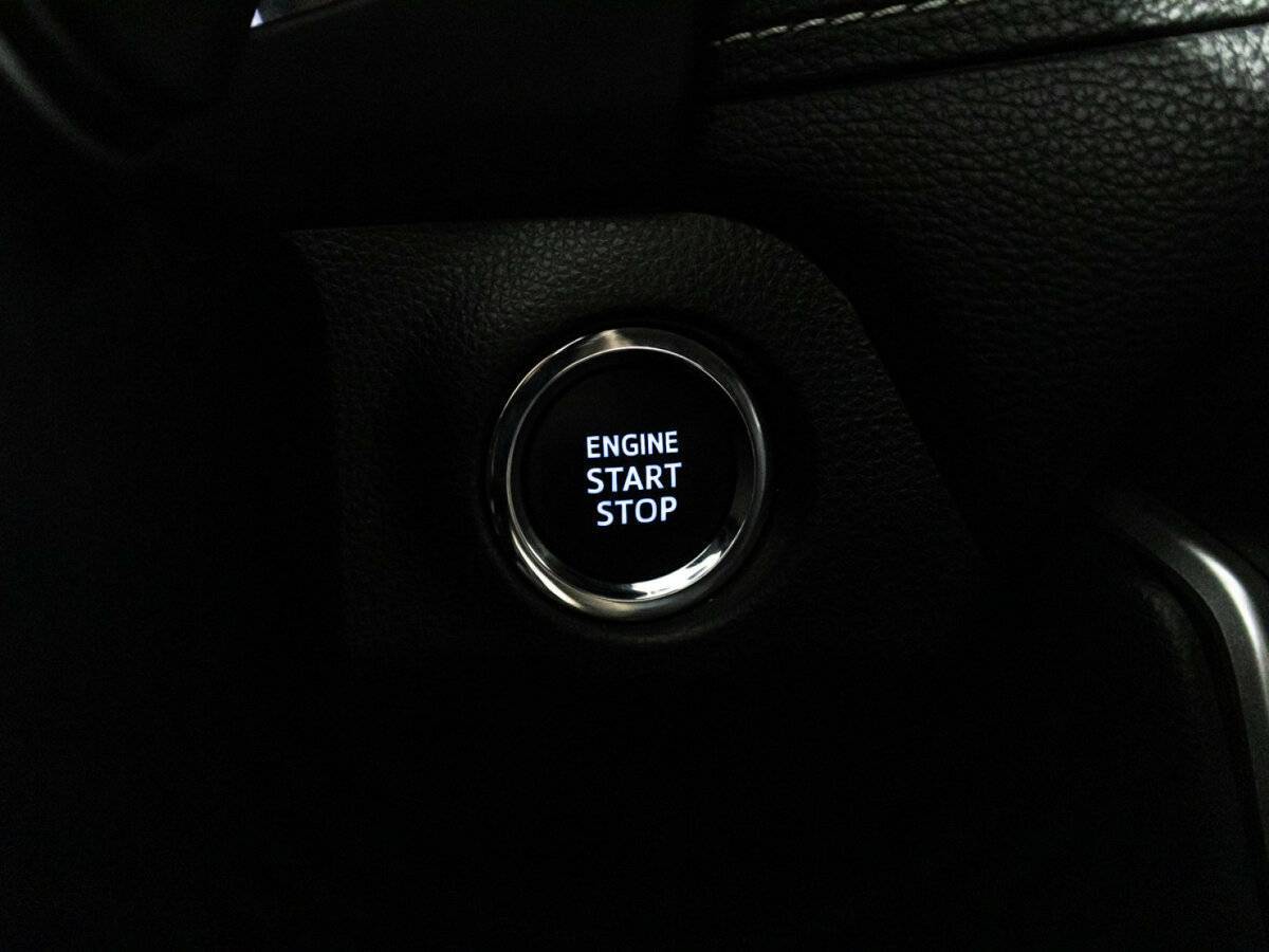 Купить Toyota RAV4 с пробегом. Фото: #22
