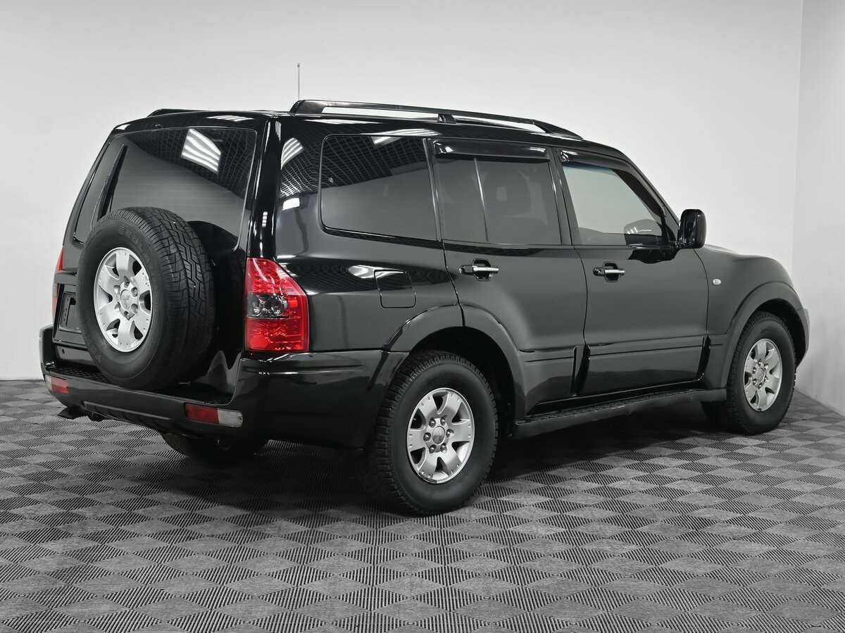 Купить Mitsubishi Pajero с пробегом. Фото: #1