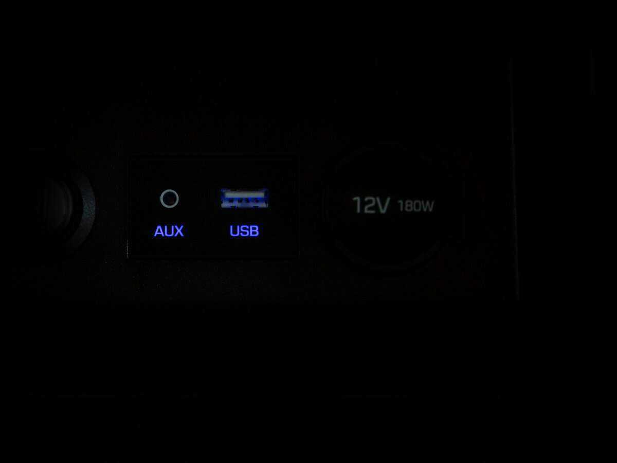 Купить Hyundai Elantra с пробегом. Фото: #17