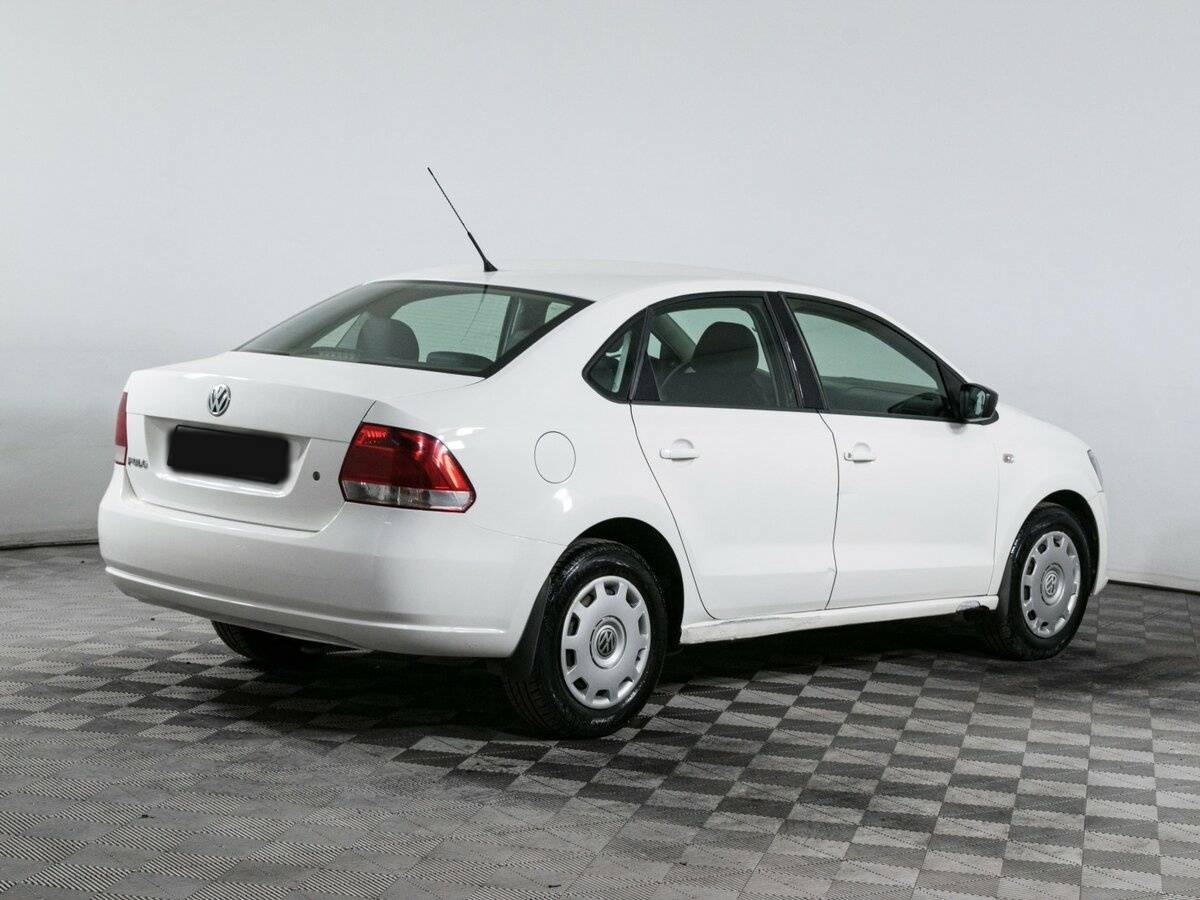 Купить Volkswagen Polo с пробегом. Фото: #3