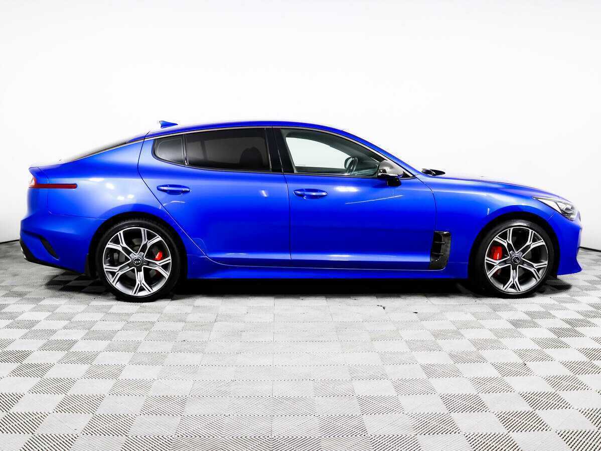 Купить Kia Stinger с пробегом. Фото: #3