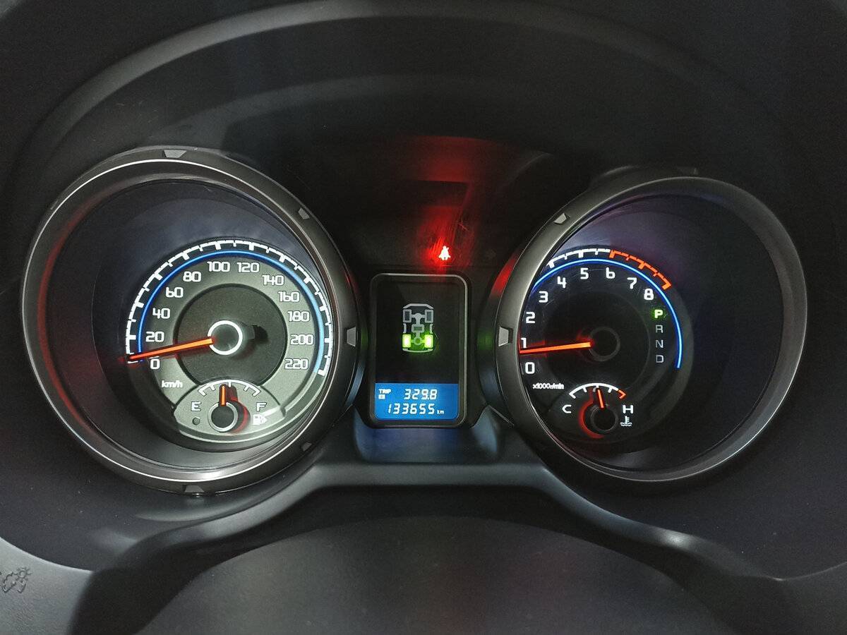 Купить Mitsubishi Pajero с пробегом. Фото: #12