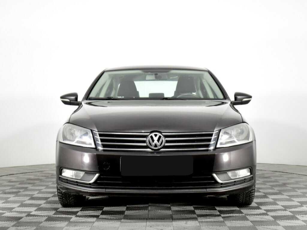 Купить Volkswagen Passat с пробегом. Фото: #1