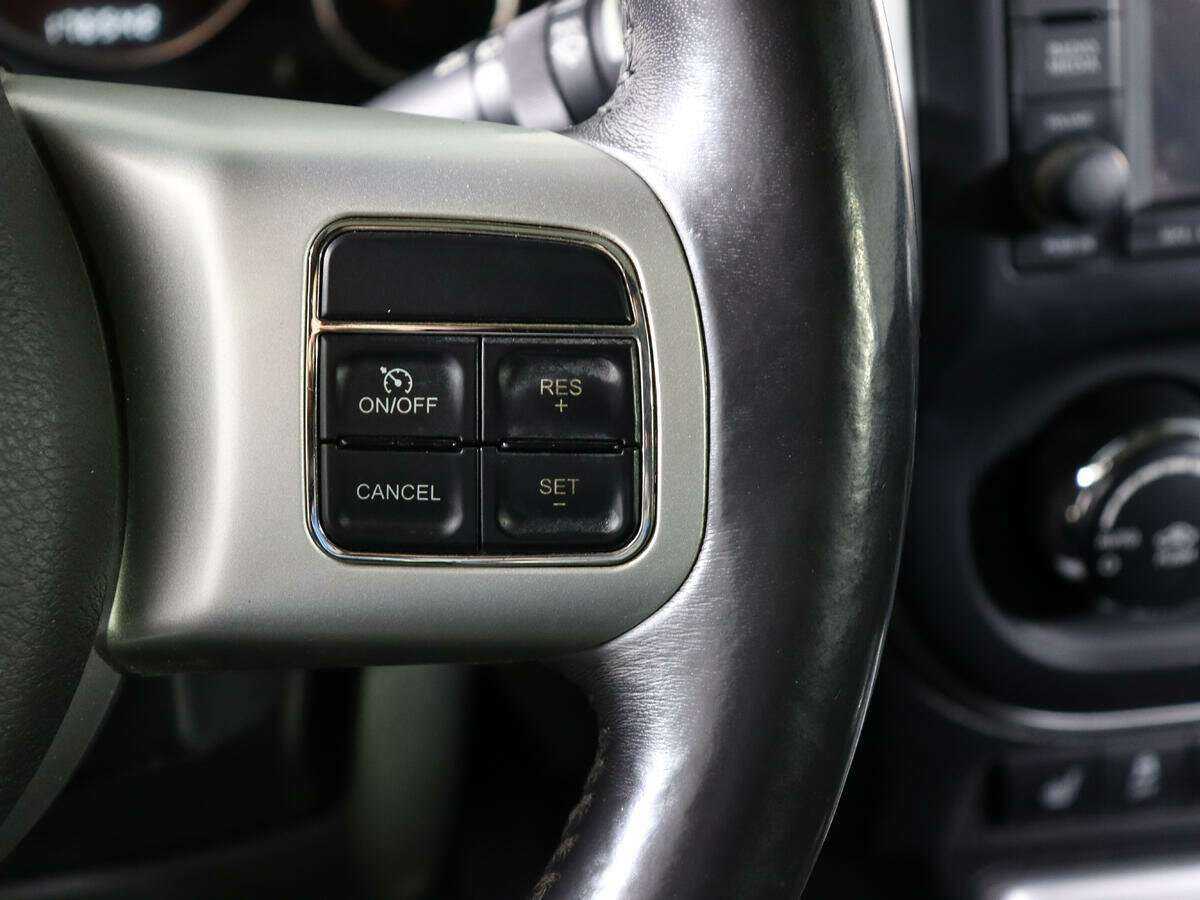 Купить Jeep Compass с пробегом. Фото: #13