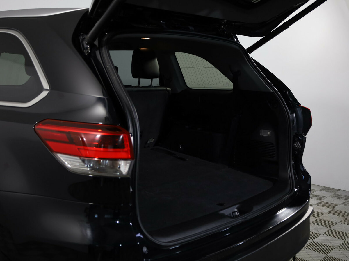 Купить Toyota Highlander с пробегом. Фото: #29