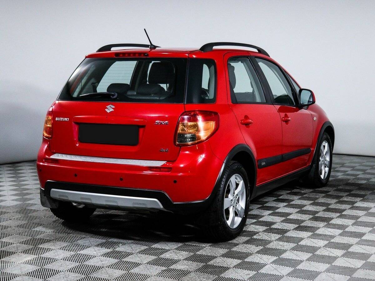 Купить Suzuki SX4 с пробегом. Фото: #4