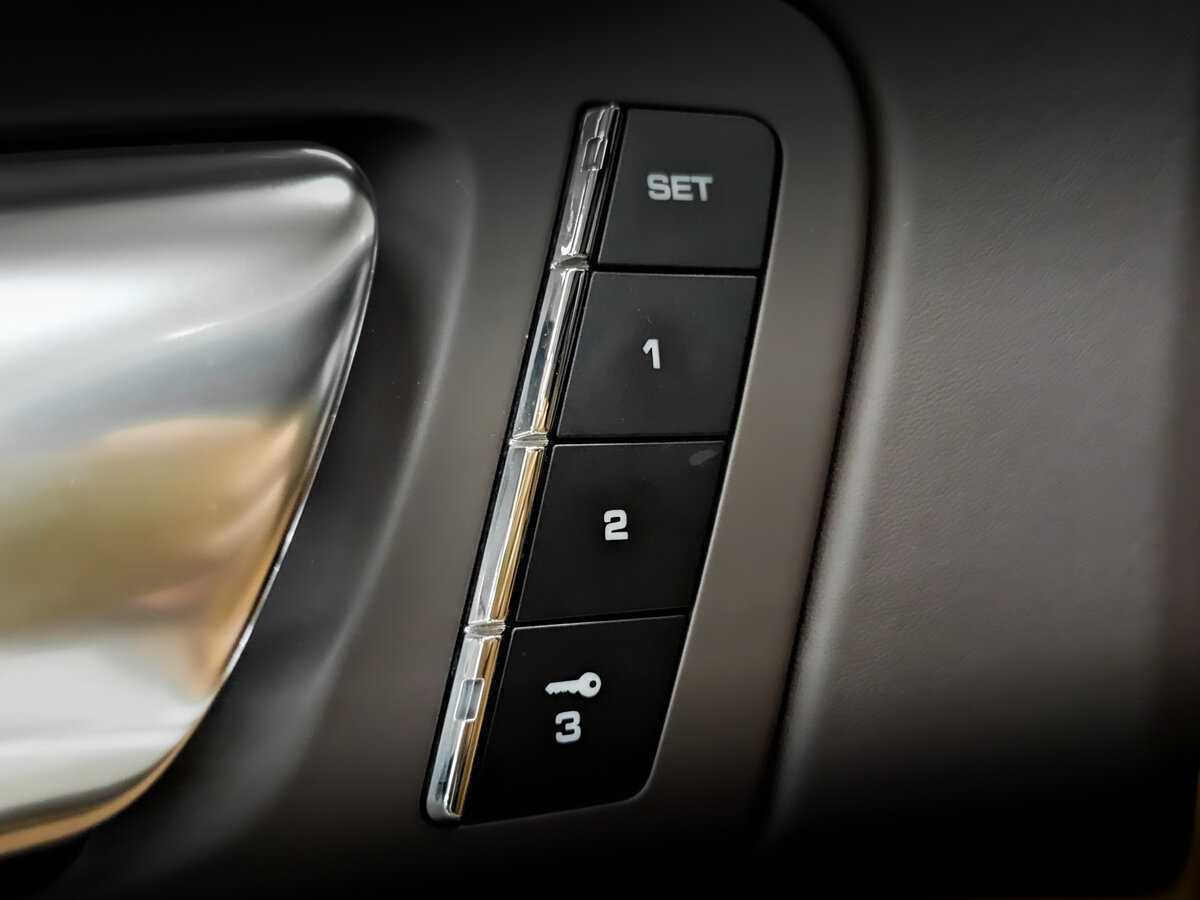 Купить Porsche Cayenne с пробегом. Фото: #21