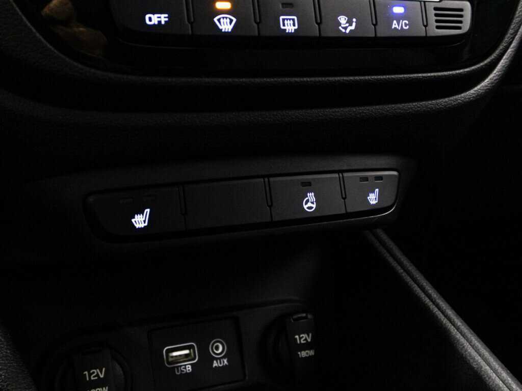 Купить Hyundai Solaris с пробегом. Фото: #17