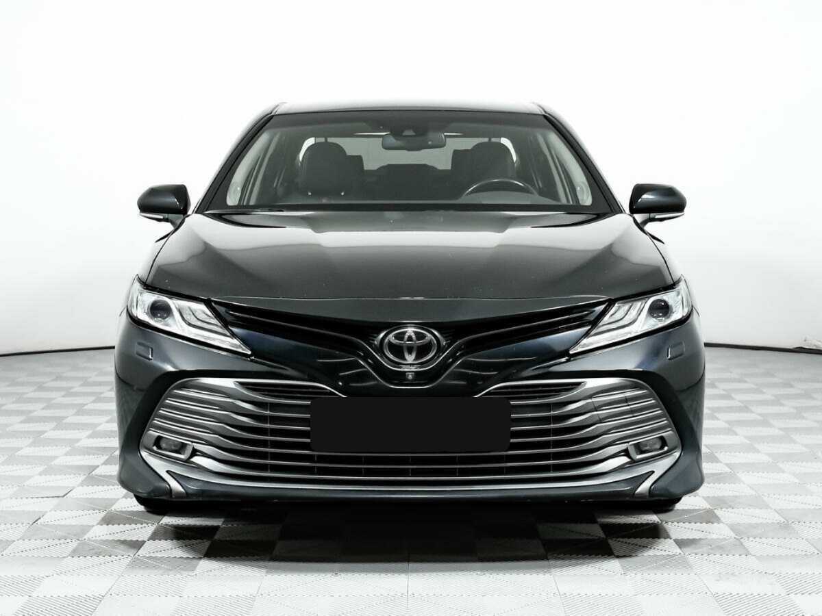 Купить Toyota Camry с пробегом. Фото: #1