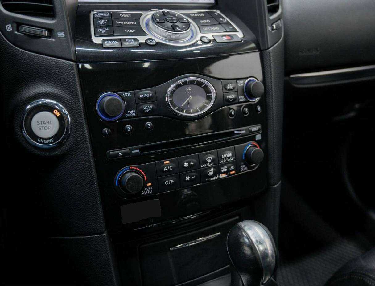 Купить Infiniti FX с пробегом. Фото: #23