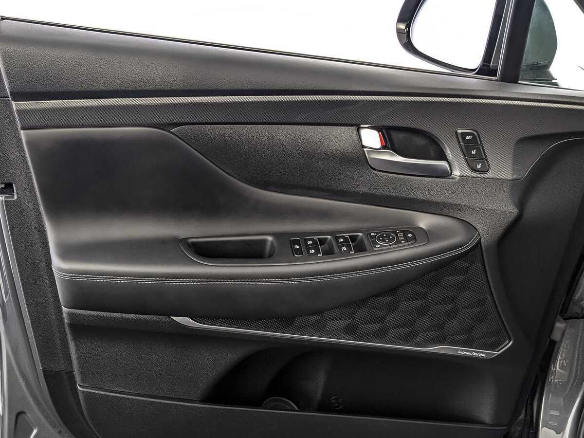 Купить Hyundai Santa Fe с пробегом. Фото: #13