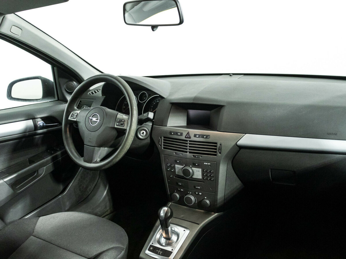 Купить Opel Astra с пробегом. Фото: #8