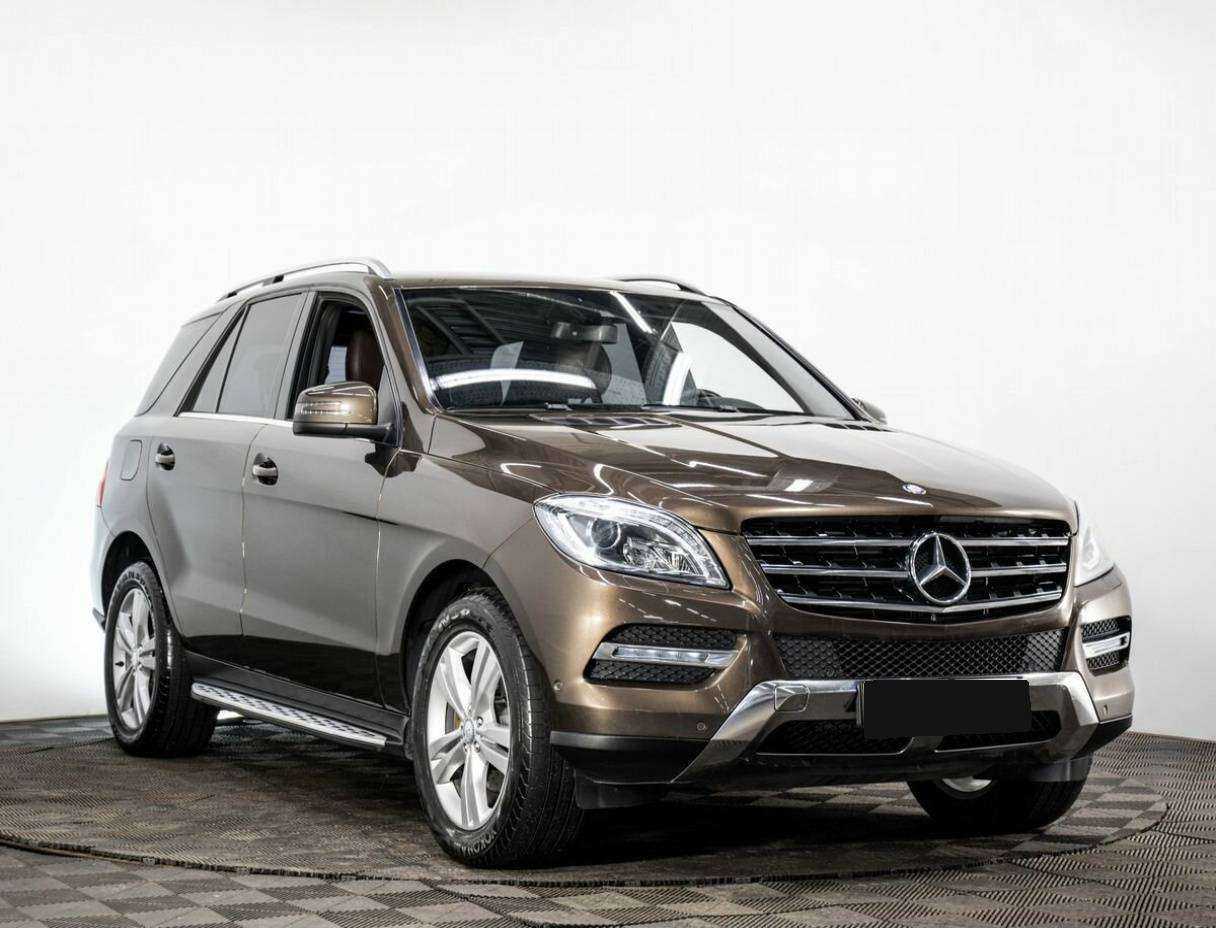 Купить Mercedes-Benz M-Класс с пробегом. Фото: #2