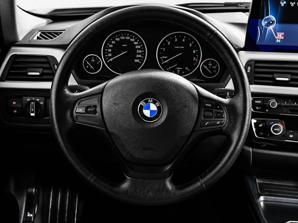 Купить BMW 3 серии с пробегом. Фото: #11