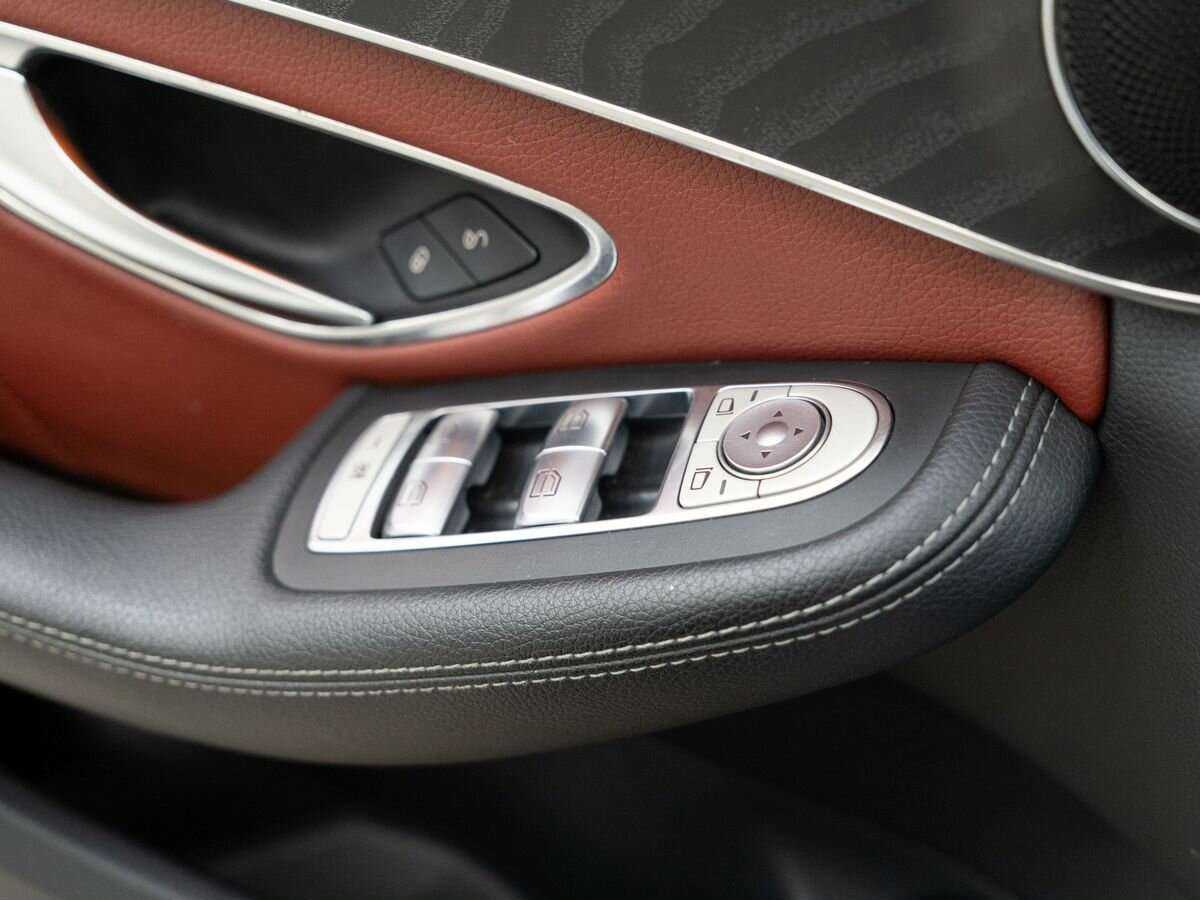 Купить Mercedes-Benz C-Класс с пробегом. Фото: #12