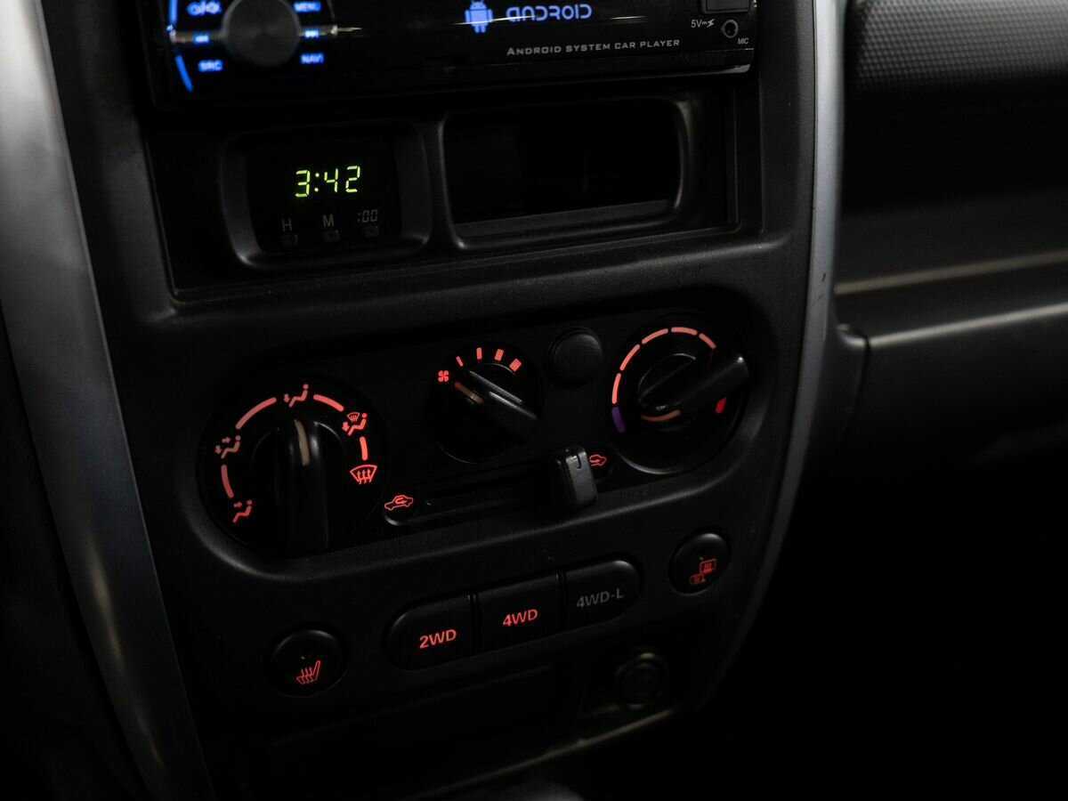 Купить Suzuki Jimny с пробегом. Фото: #9