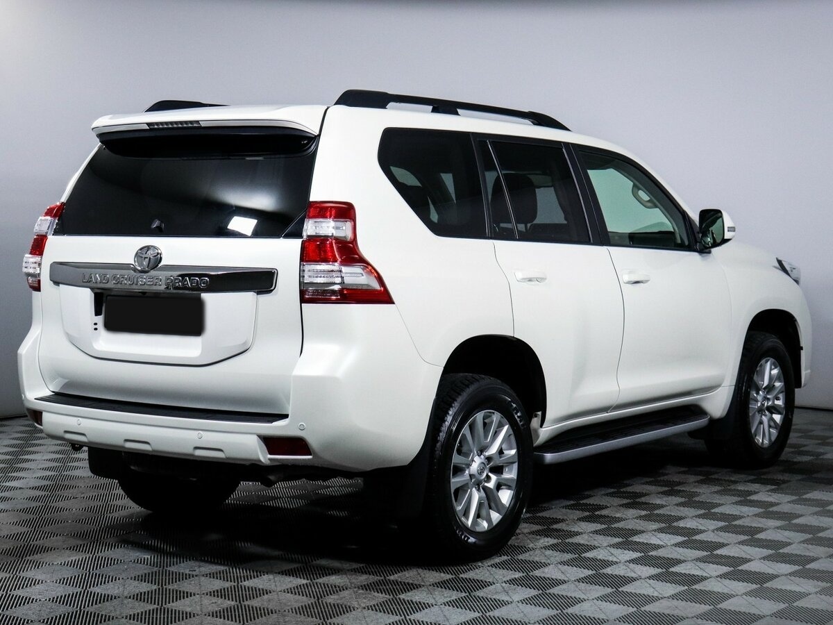 Купить Toyota Land Cruiser Prado с пробегом. Фото: #4
