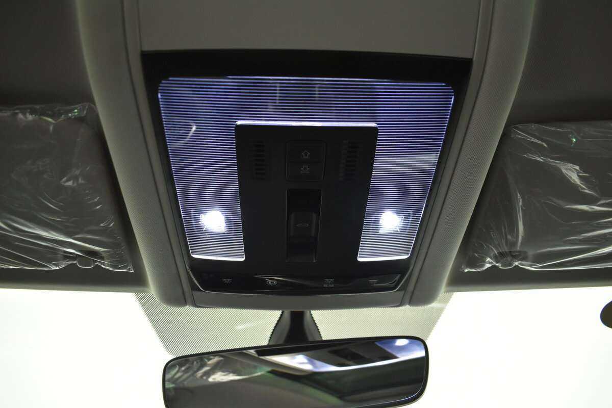 Купить Volkswagen Passat с пробегом. Фото: #15