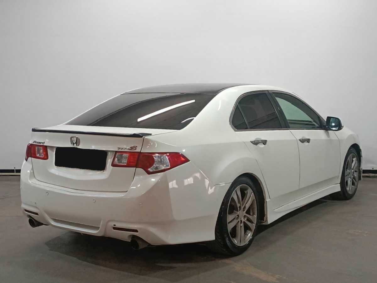 Купить Honda Accord с пробегом. Фото: #4