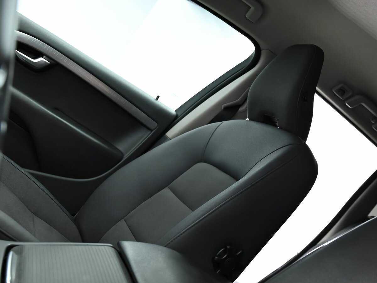 Купить Volvo XC70 с пробегом. Фото: #12