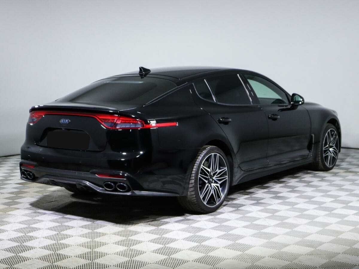 Купить Kia Stinger с пробегом. Фото: #3