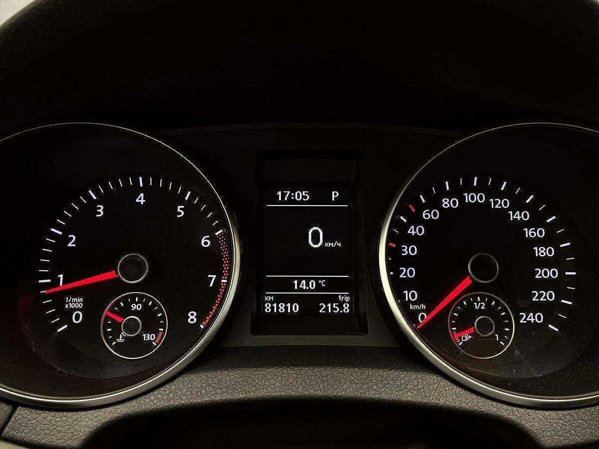 Купить Volkswagen Golf с пробегом. Фото: #16