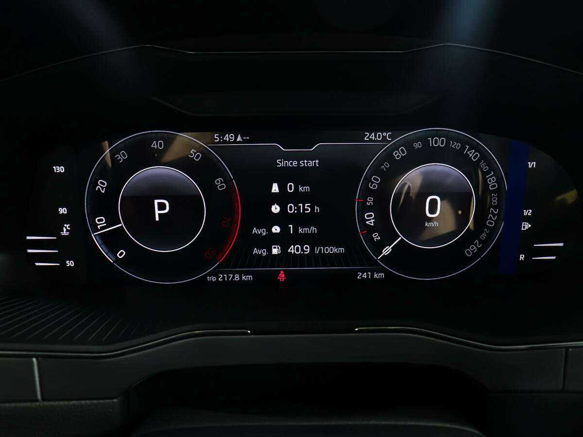 Купить Skoda Superb с пробегом. Фото: #11