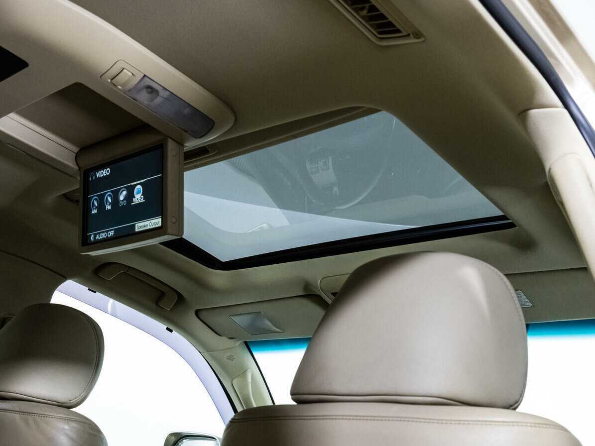 Купить Lexus LX с пробегом. Фото: #21