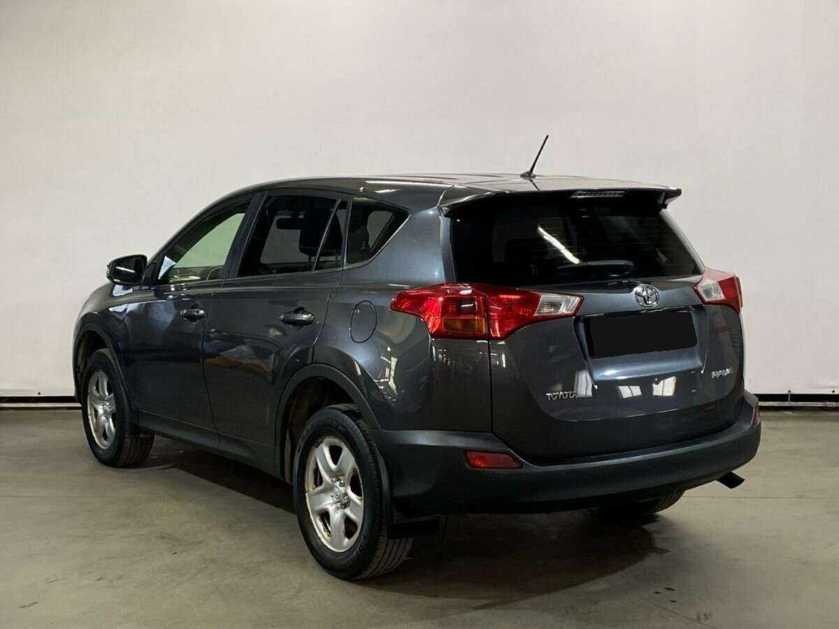Купить Toyota RAV4 с пробегом. Фото: #6