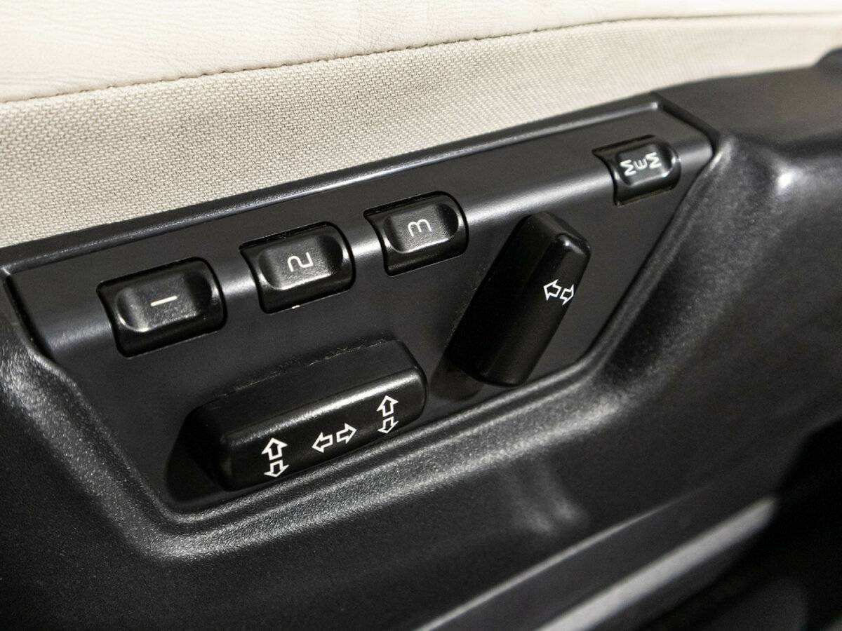 Купить Volvo XC90 с пробегом. Фото: #16